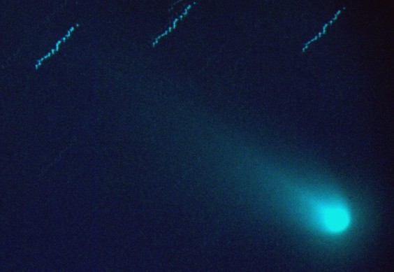 Snmek komety pozen dalekohledem 300/4500 mm hvzdrny Kle. Autor fotografie Ji Kubnek