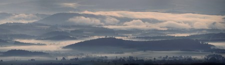 Mlhy v údolí - panorama přes ED80