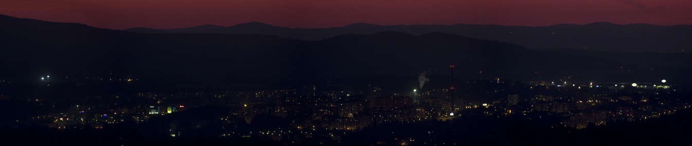 panorama večerního Liberce, 4 snímky ED80/600 f402 mm, Martin Gembec