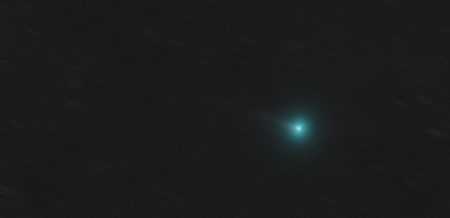 C/2025 R2 (SWAN) 24. 10. 2025 21:10–34, WO FLT98/512 mm, ZWO ASI294MC Pro