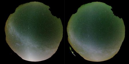 Na zvýrazněné verzi je vidět, že tuto noc rušil tmavost oblohy výrazný zelený airglow. Zodiakální pás se táhne od obzoru k obzoru a s Mléčnou dráhou vytváří písmeno X.
