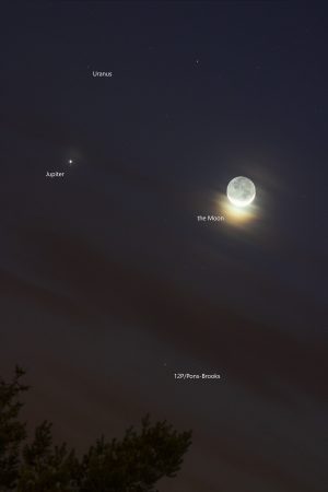 Uran, Jupiter, Měsíc a 12P/Pons-Brooks 10. 4. 2024 z Liberce. Foto: Dan Kurtin